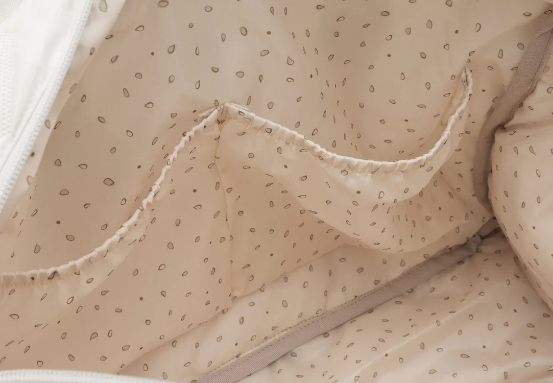 Embossed ▪ Luiertas Sand