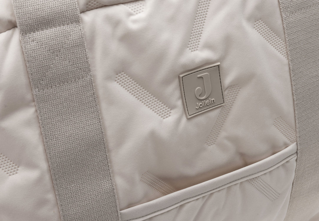 Embossed ▪ Luiertas Sand