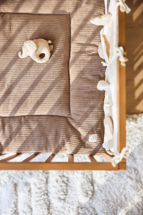 Cloudy Rib ▪ Boxkleed 75x95cm Milky Coffee