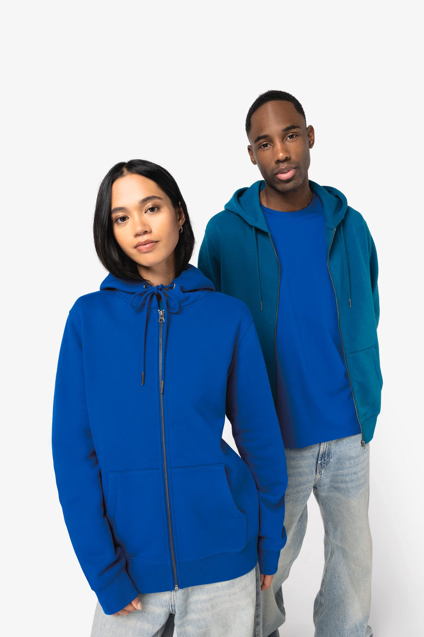 Uniseks hoodie met rits - eigen ontwerp - met borduring