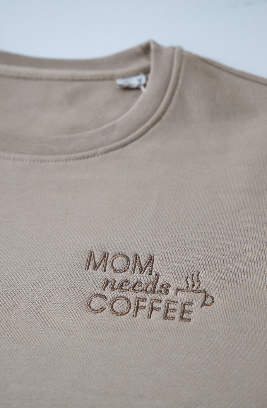 Dad/Mom Needs Coffee ▪ Sweater / Hoodie