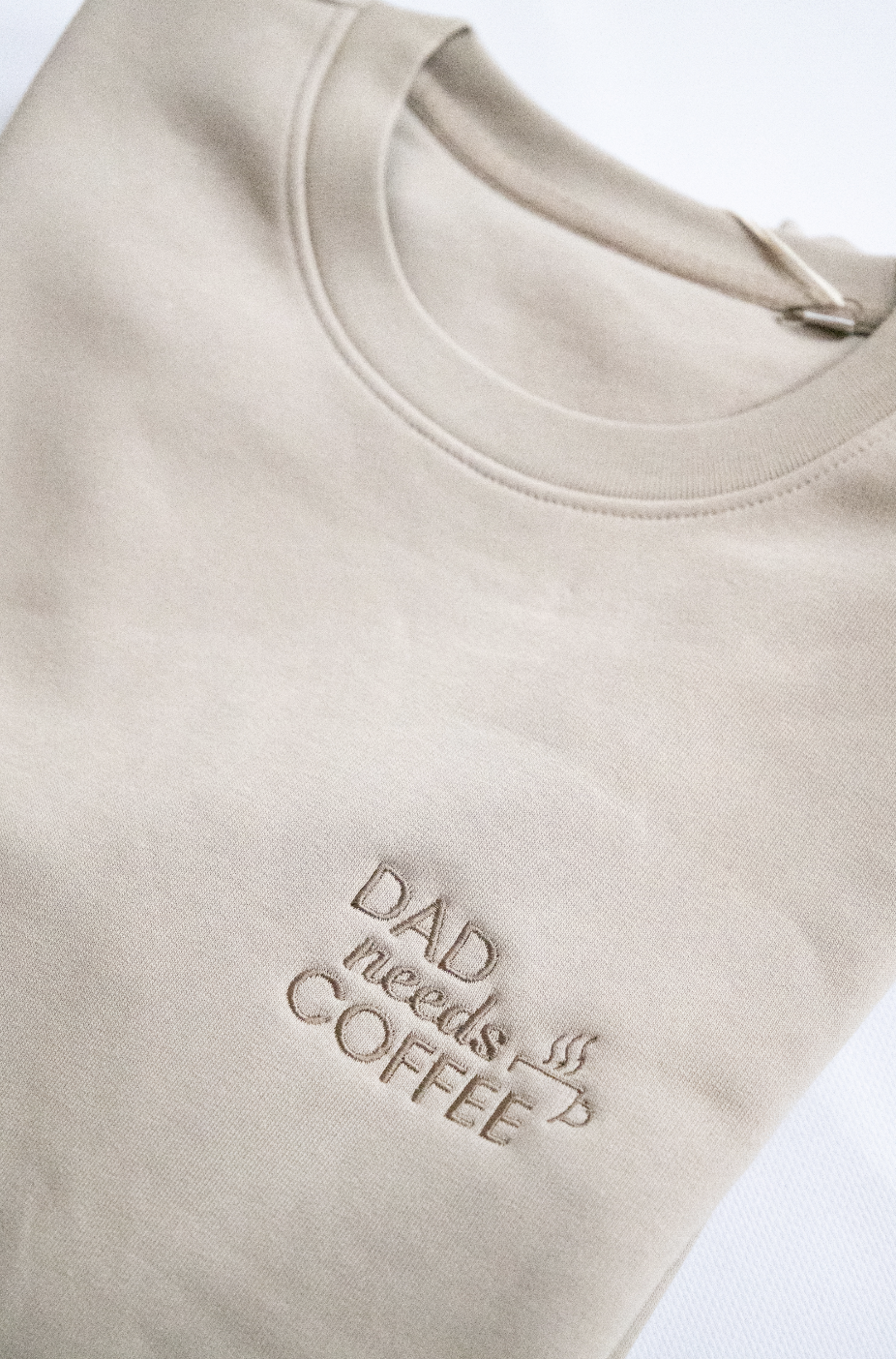 Dad/Mom Needs Coffee ▪ Sweater / Hoodie