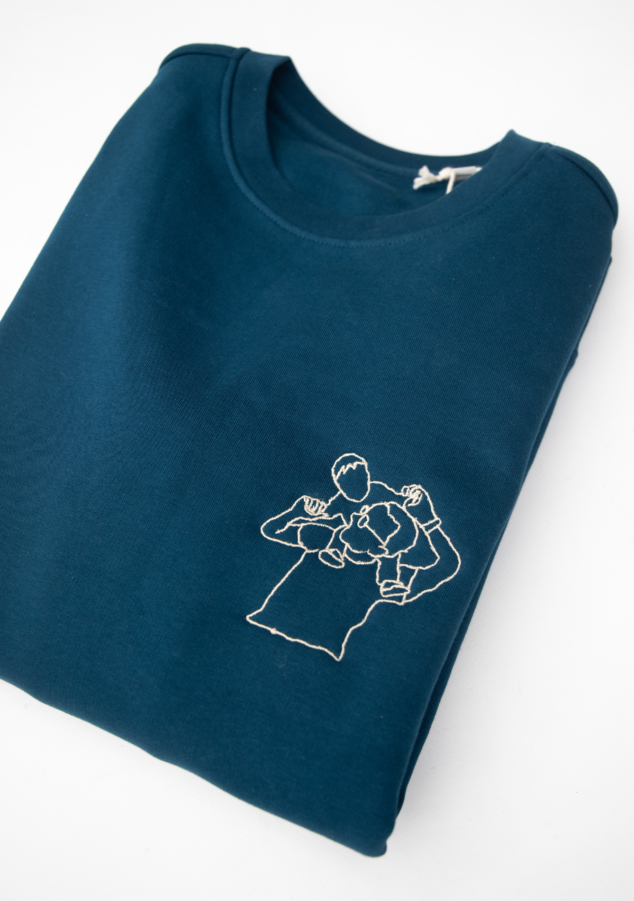 Sweater/hoodie met lijntekening ▪ geborduurd