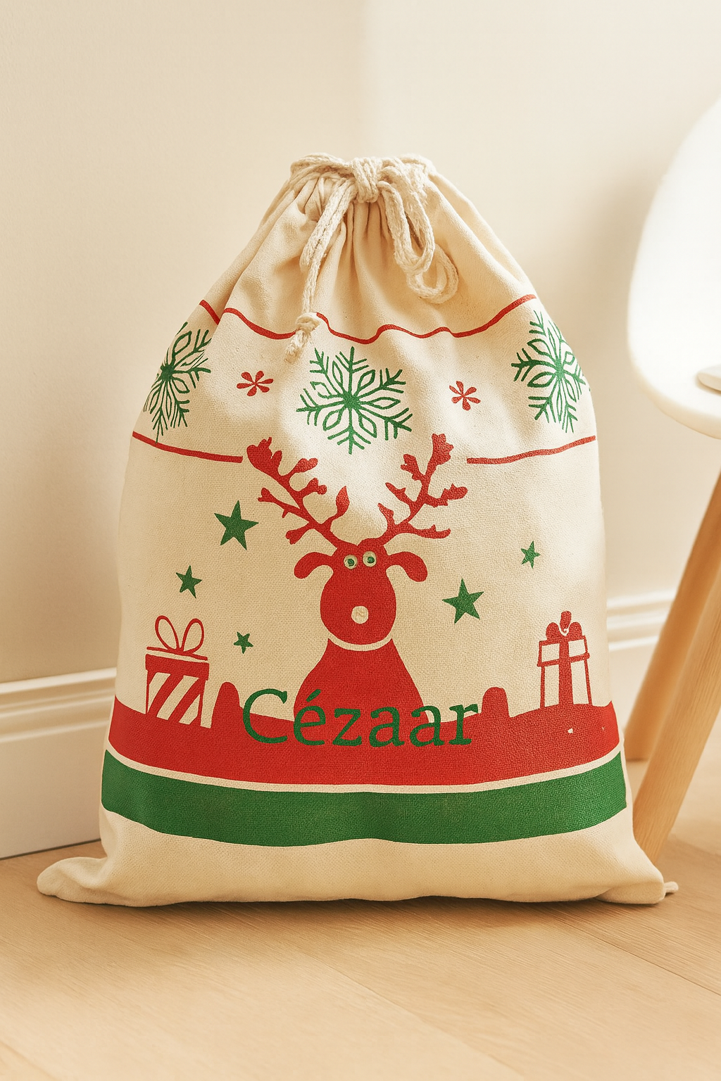 Tas met koord en kerstmotieven