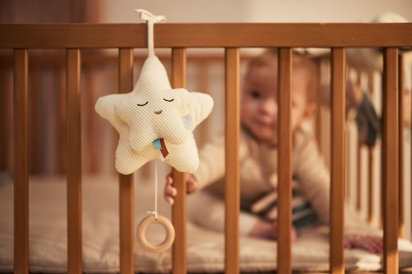 Star ▪ Muziekhanger Ivory