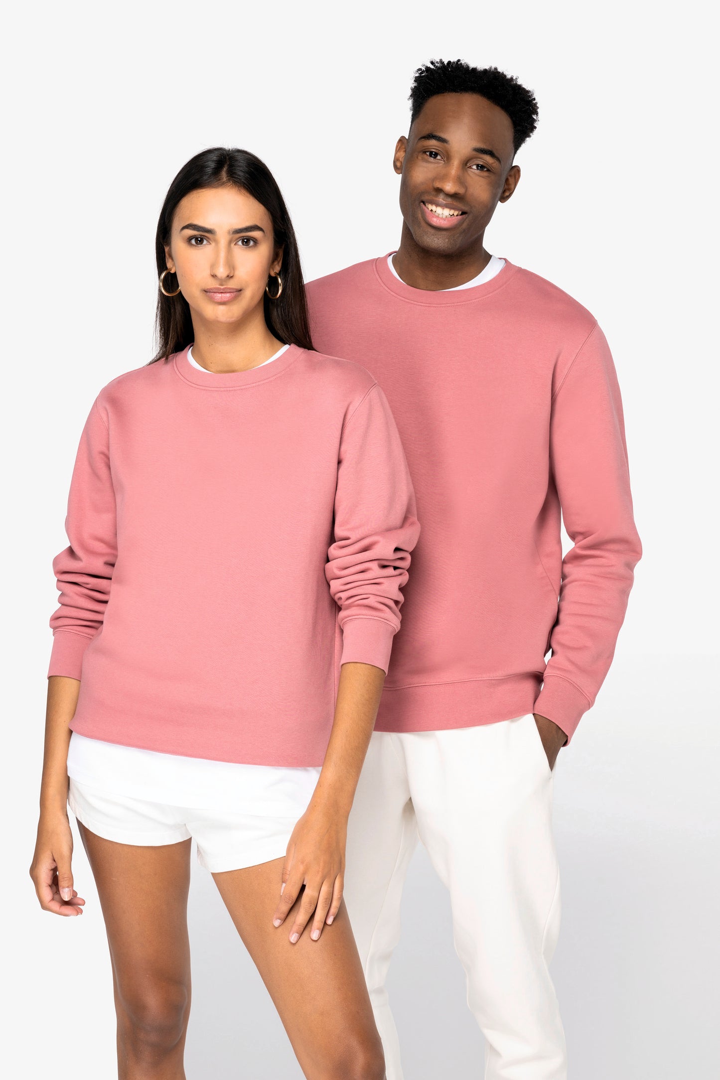 Uniseks sweater eigen ontwerp - met borduring