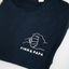 T-shirt met vuist(jes) ▪ bedrukt