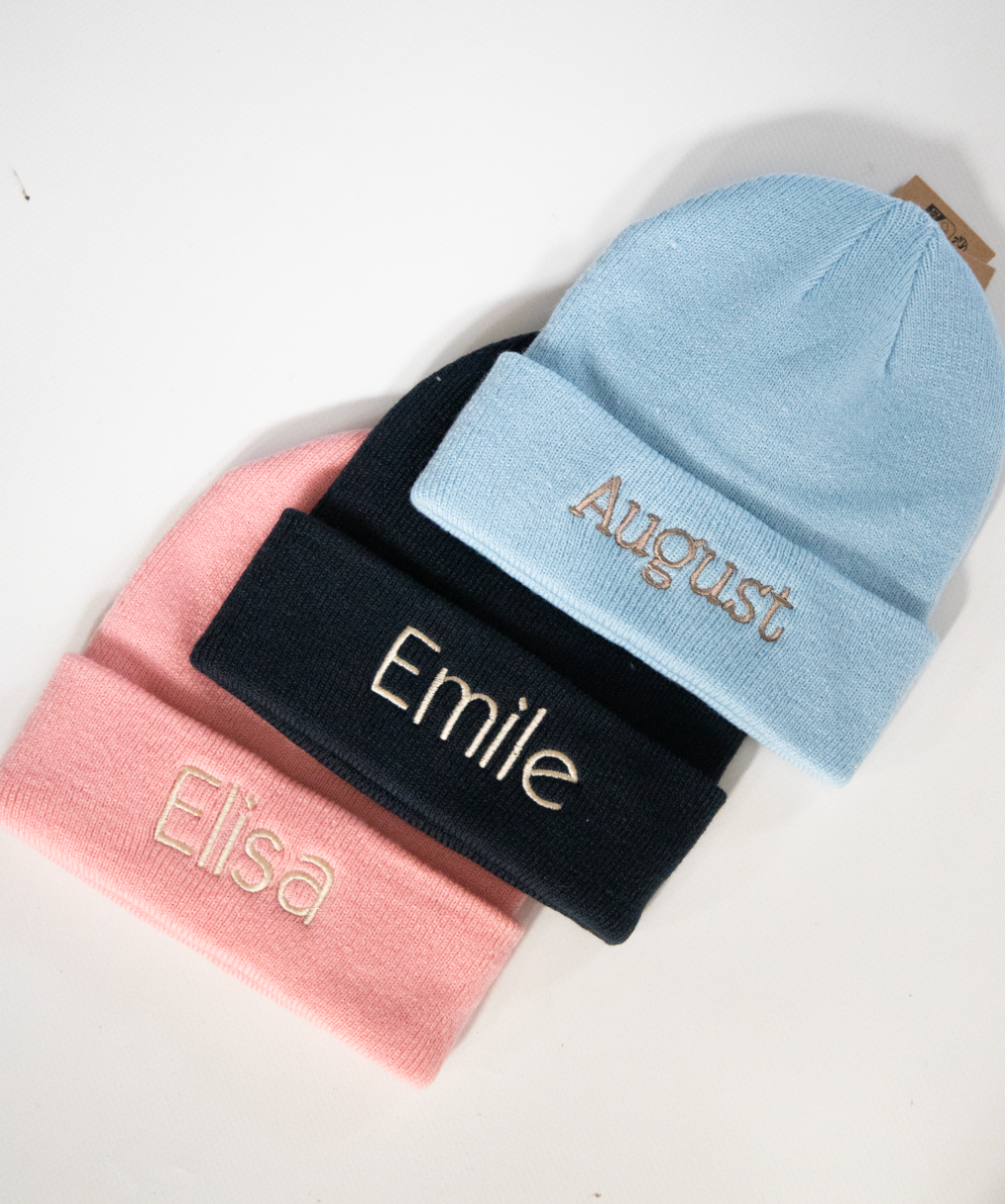 Muts beanie met borduring ▪ 1-4 jaar