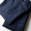 Uniseks sweater eigen ontwerp - met borduring