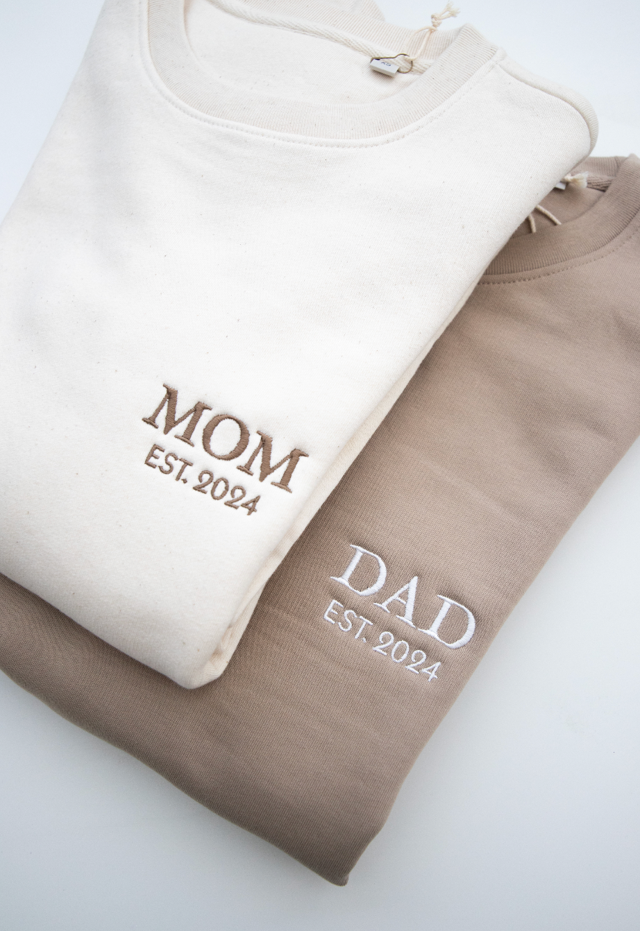 Mom/Dad est. ▪ Sweater / Hoodie